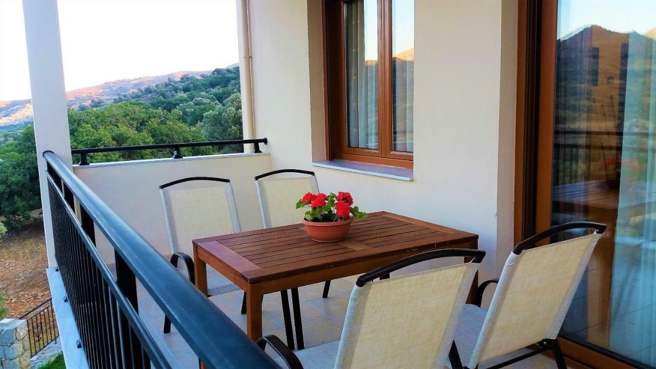 Petrochori Aparthotel Bagian luar foto